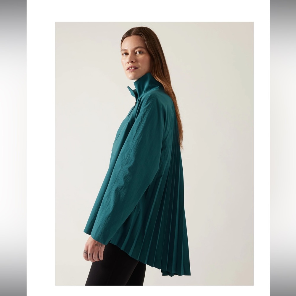 Athleta Sojourn Top